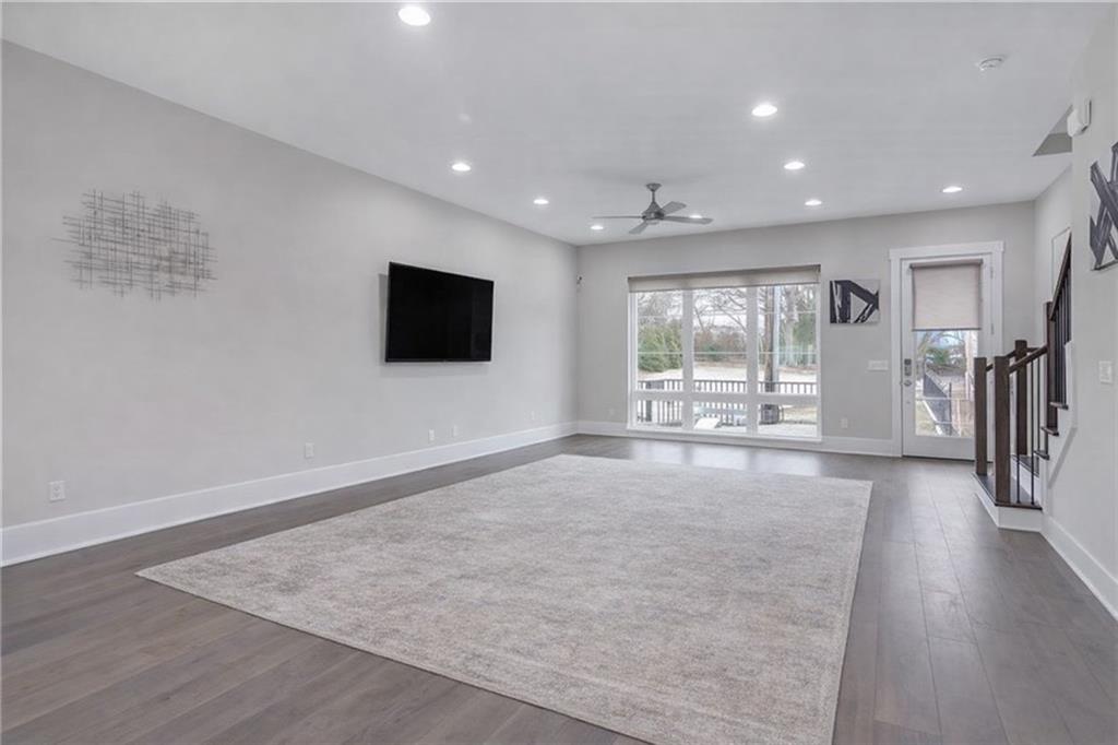 687 Banton Drives NW