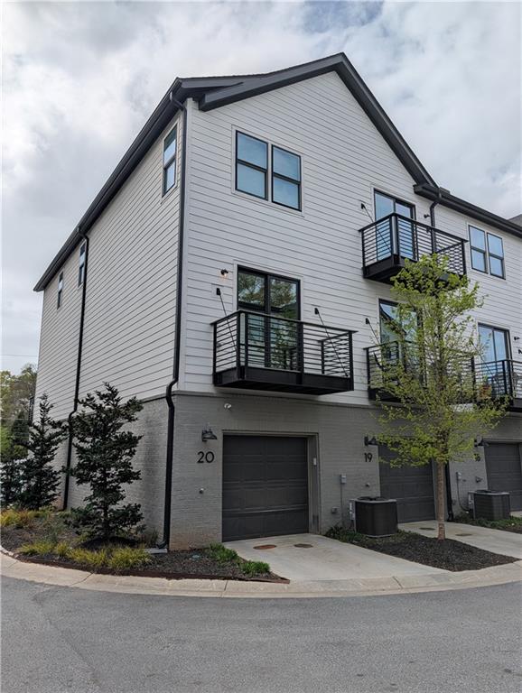 1350 May Avenue SE Unit 20