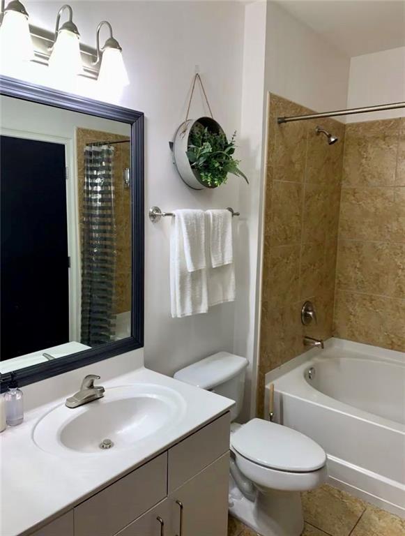 898 Oak Street SW Unit 1414