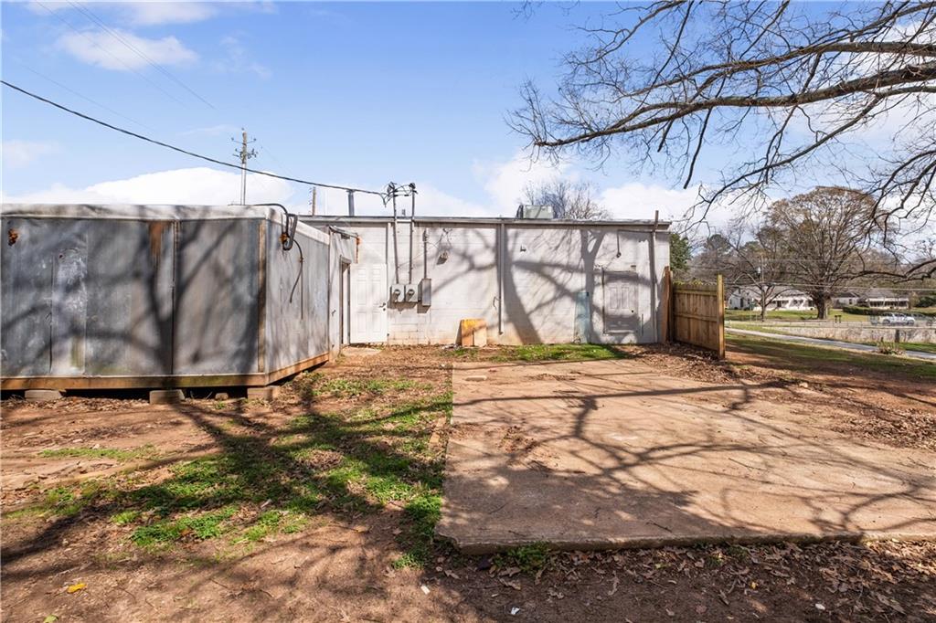 2575 Flat Shoals Road