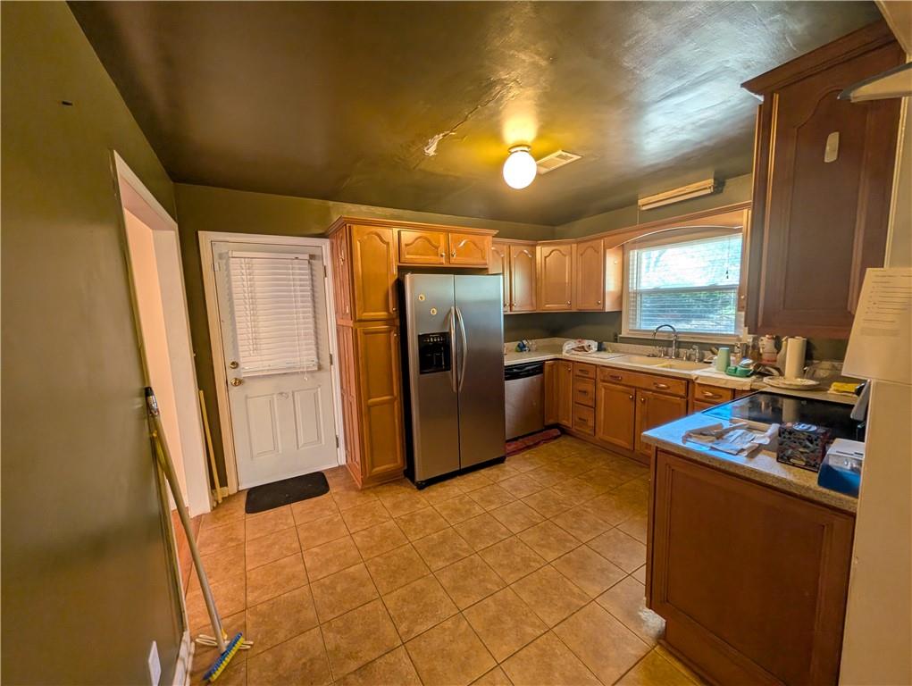 207 Kingsway Drive