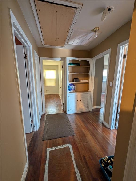 207 Kingsway Drive