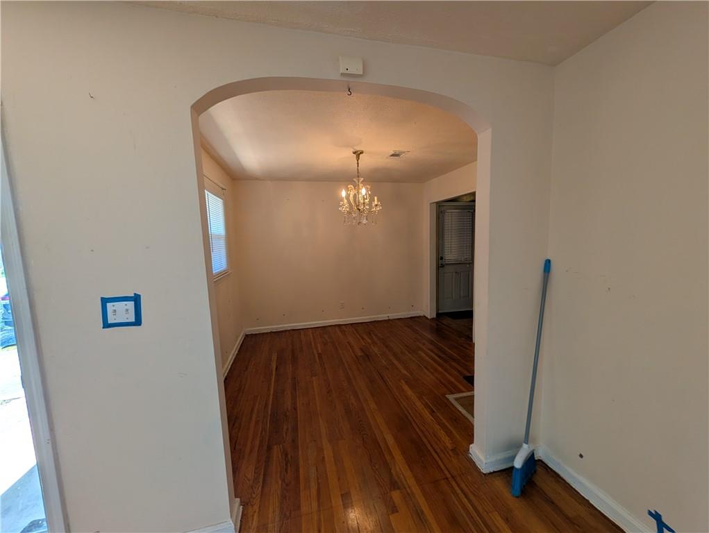207 Kingsway Drive