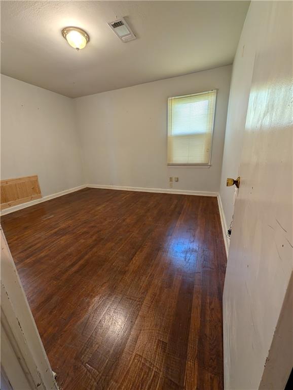 207 Kingsway Drive