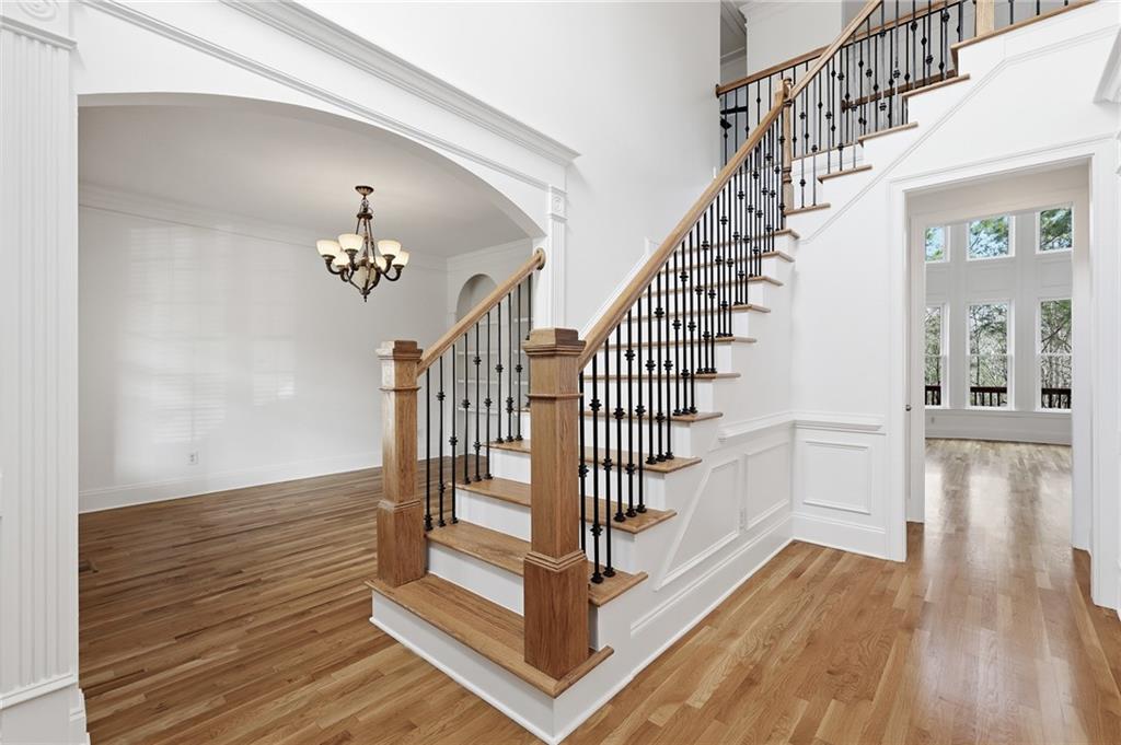 5742 Ashleigh Walk Drive