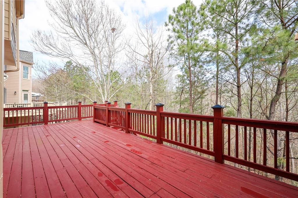 5742 Ashleigh Walk Drive