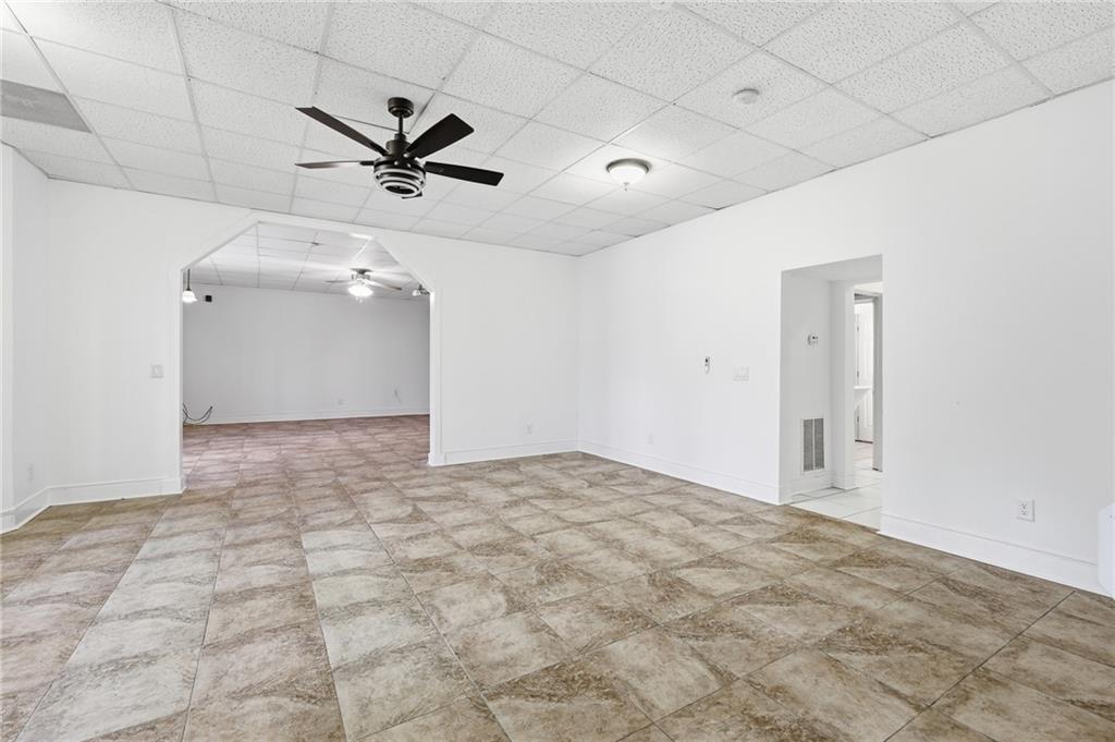 5742 Ashleigh Walk Drive