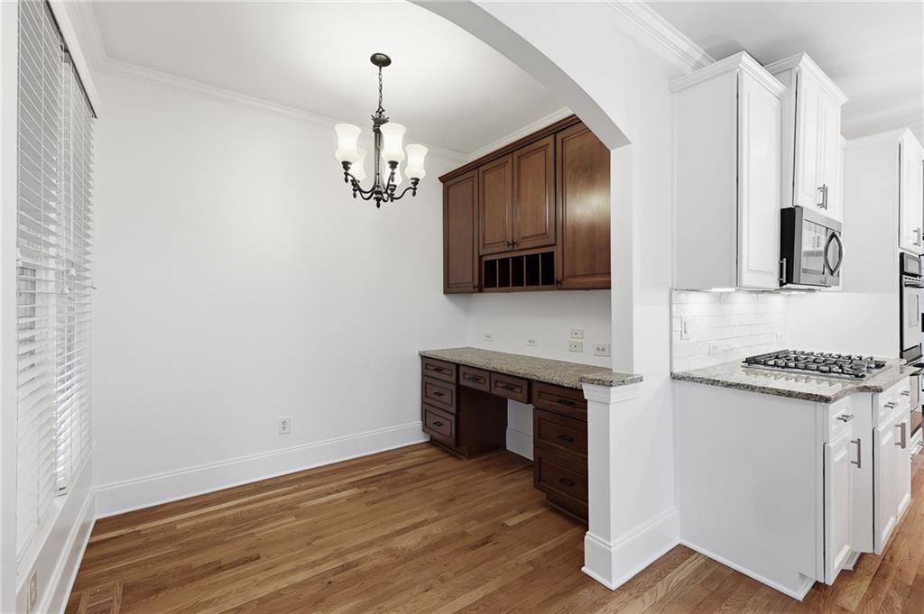 5742 Ashleigh Walk Drive