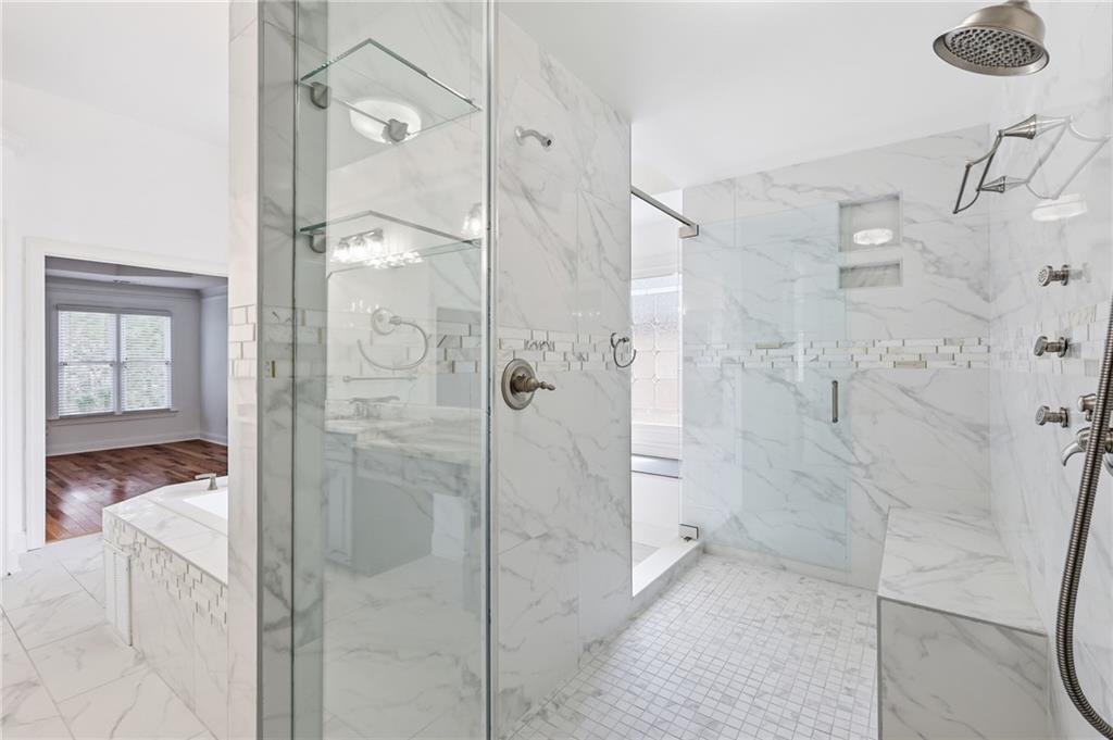 5742 Ashleigh Walk Drive
