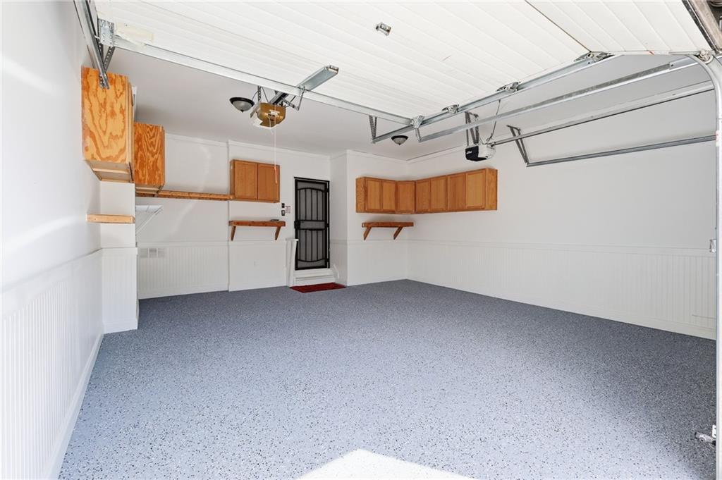 5742 Ashleigh Walk Drive
