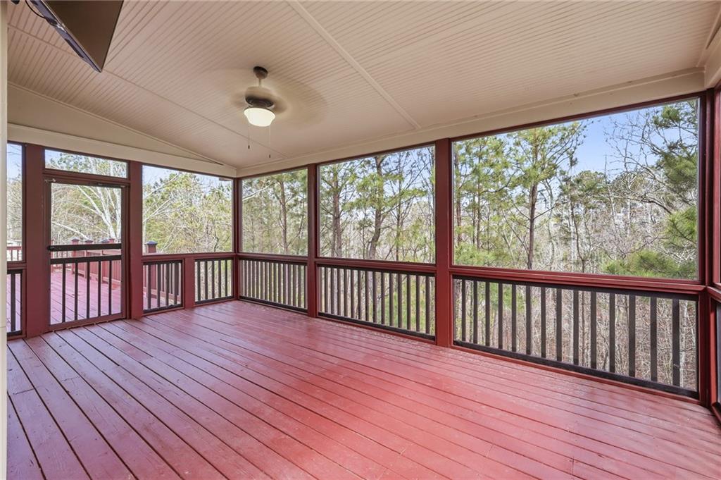5742 Ashleigh Walk Drive