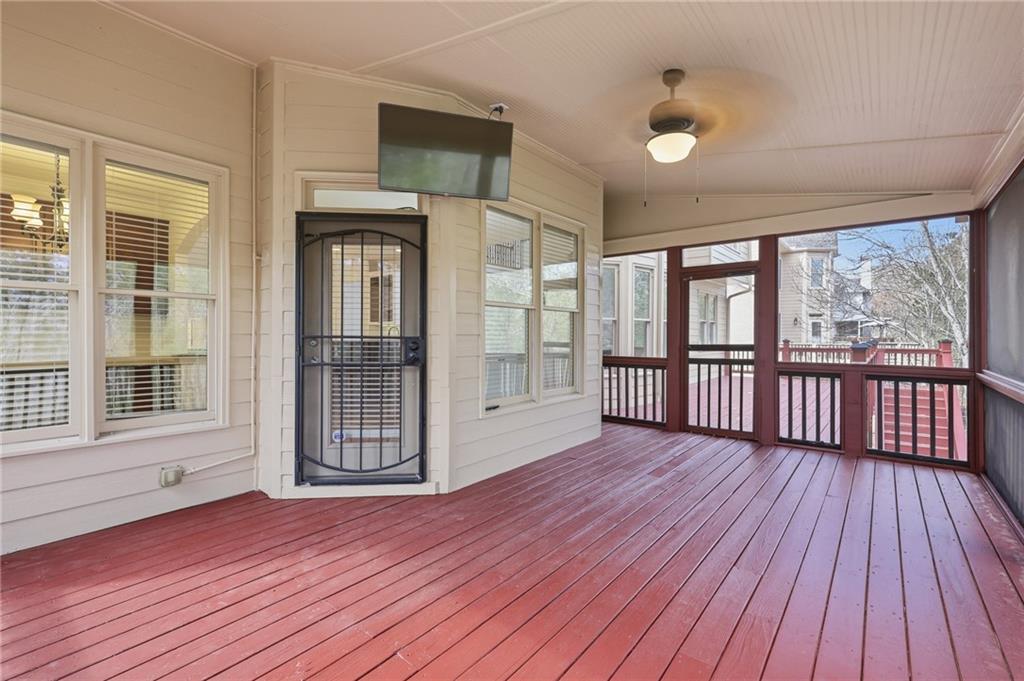 5742 Ashleigh Walk Drive