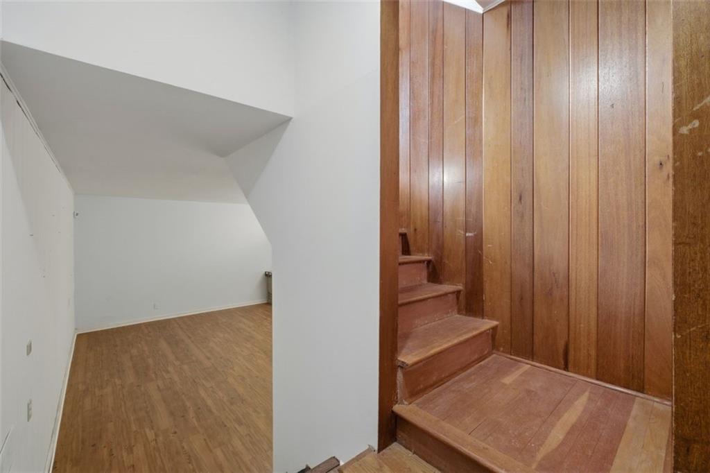 3906 Land O Lakes Drive NE