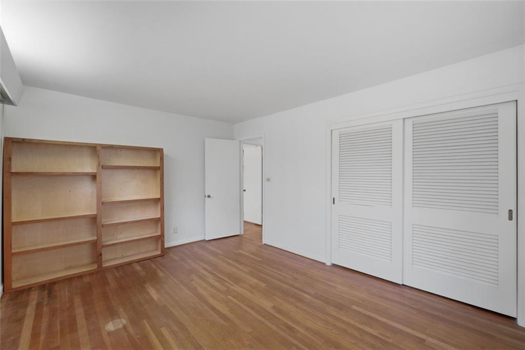 3906 Land O Lakes Drive NE