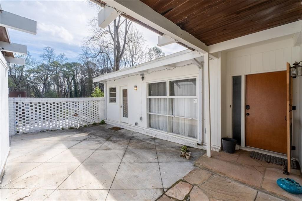 3906 Land O Lakes Drive NE