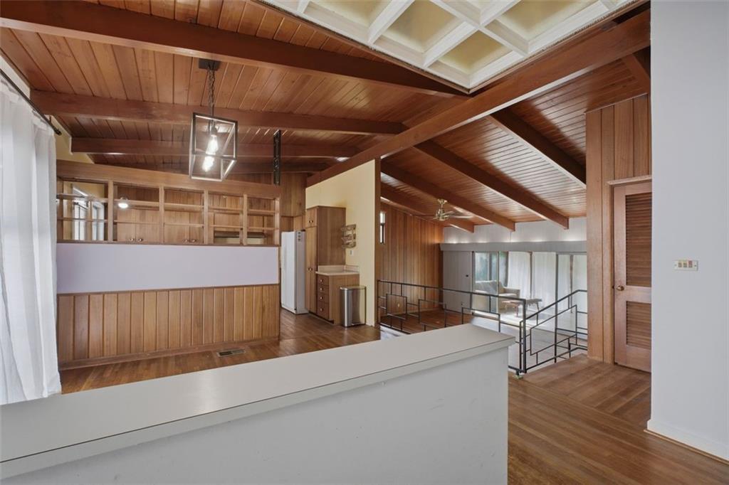 3906 Land O Lakes Drive NE