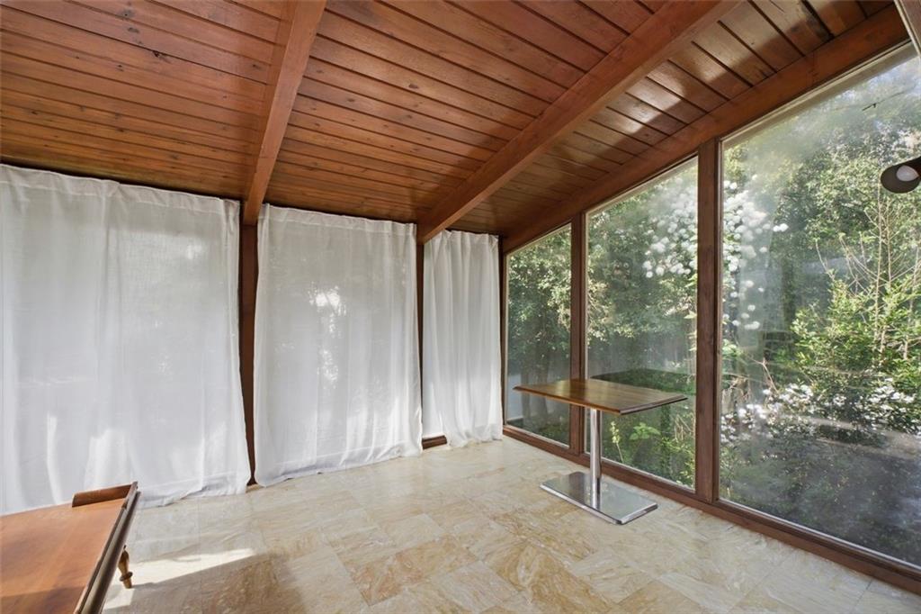 3906 Land O Lakes Drive NE