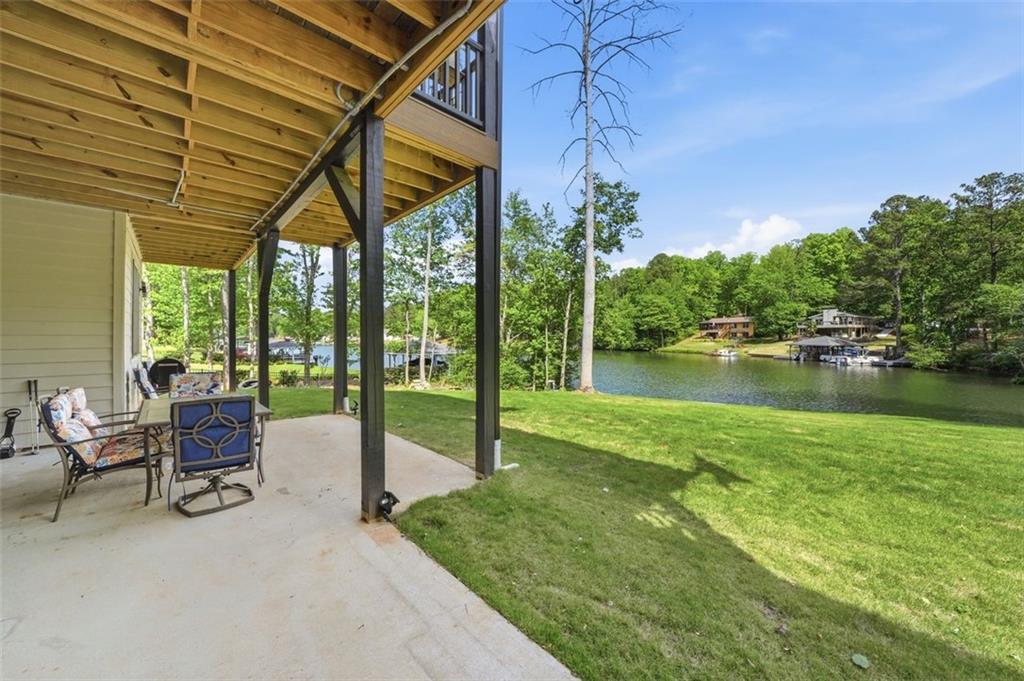 2021 Lakeview Parkway