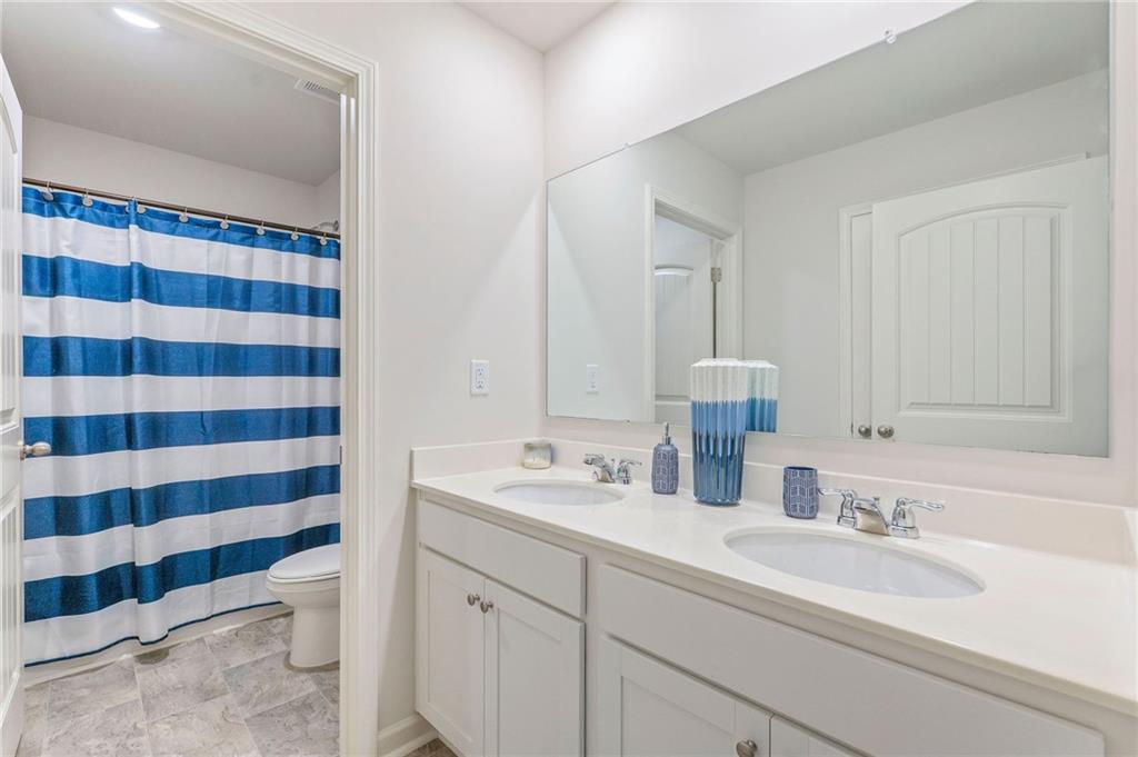825 Athena Bend