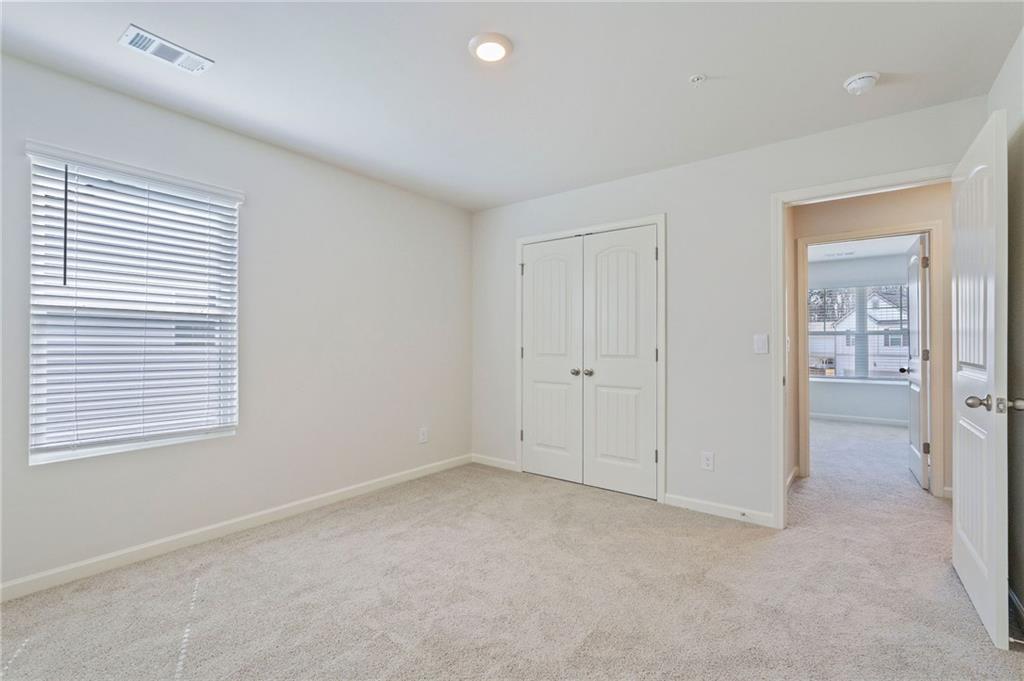 825 Athena Bend