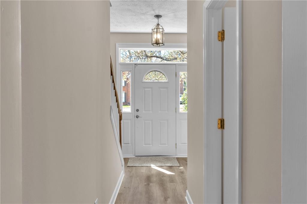 4271 Glenlake Drive NW