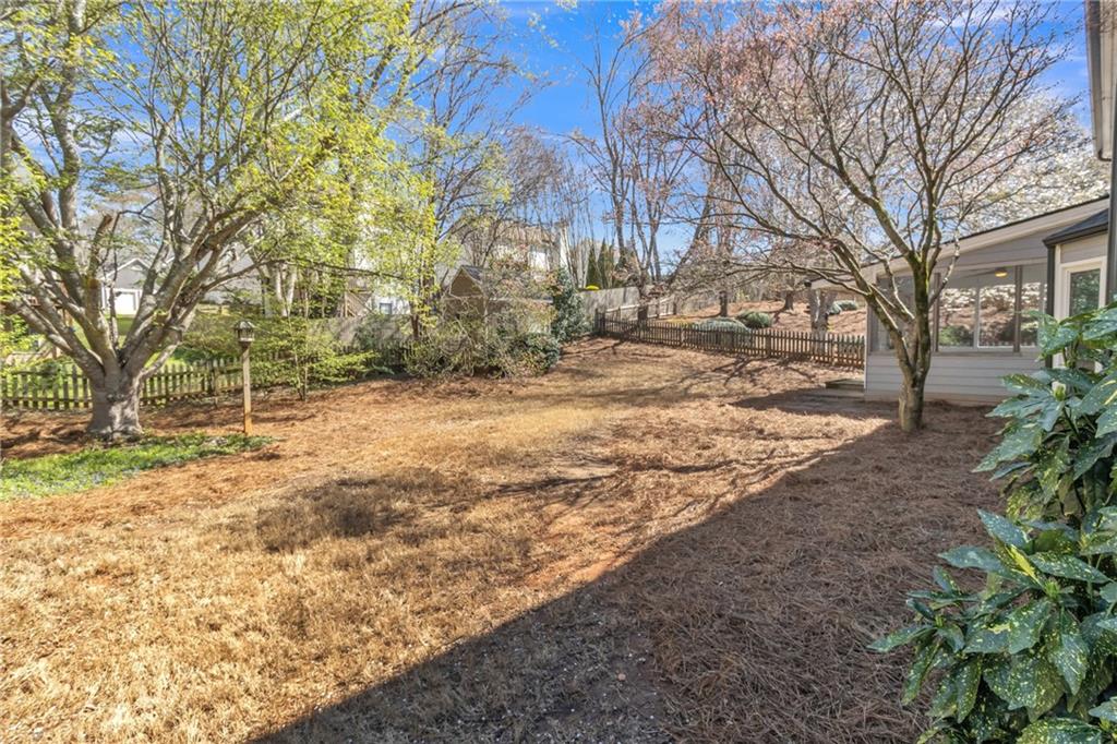 4271 Glenlake Drive NW