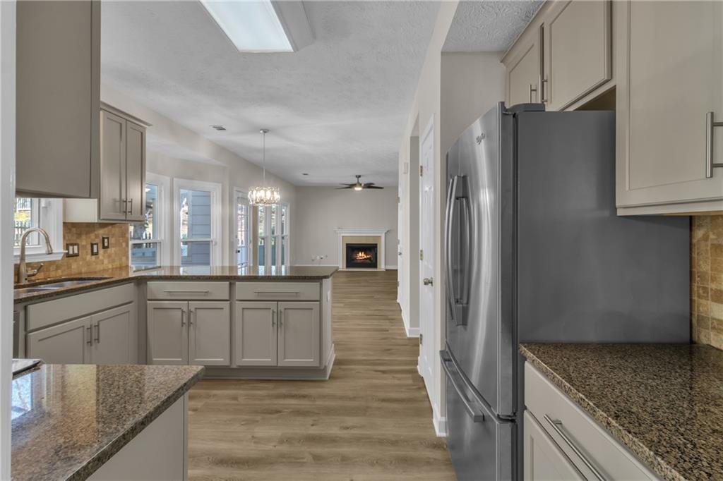 4271 Glenlake Drive NW