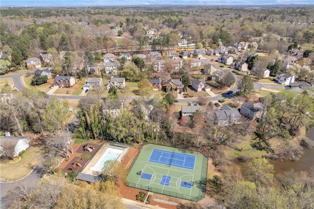 4271 Glenlake Drive NW