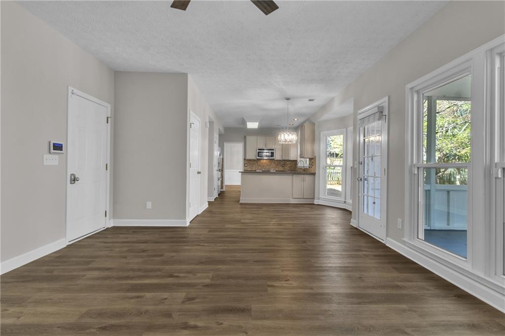 4271 Glenlake Drive NW