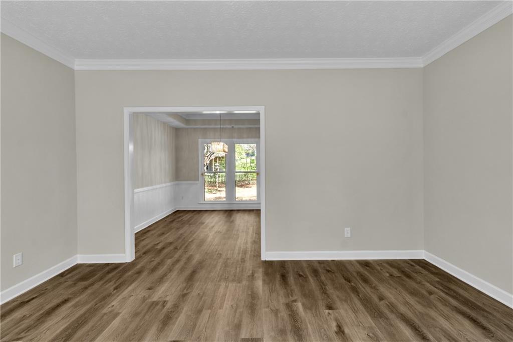 4271 Glenlake Drive NW