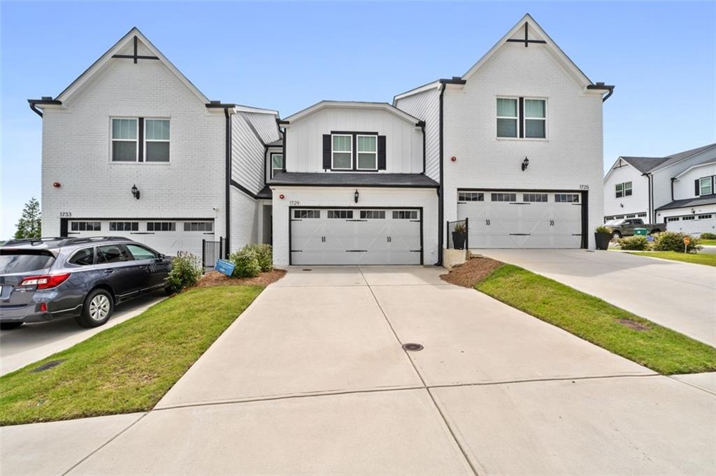 1729 Hyssop Boulevard
