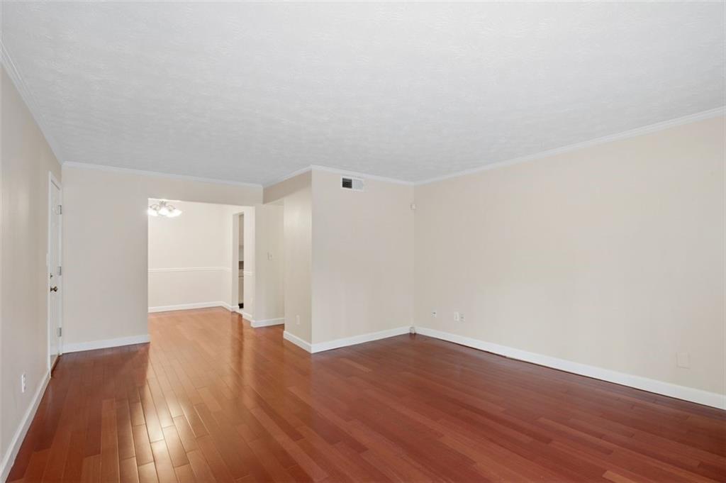 3440 Essex Avenue Unit 103