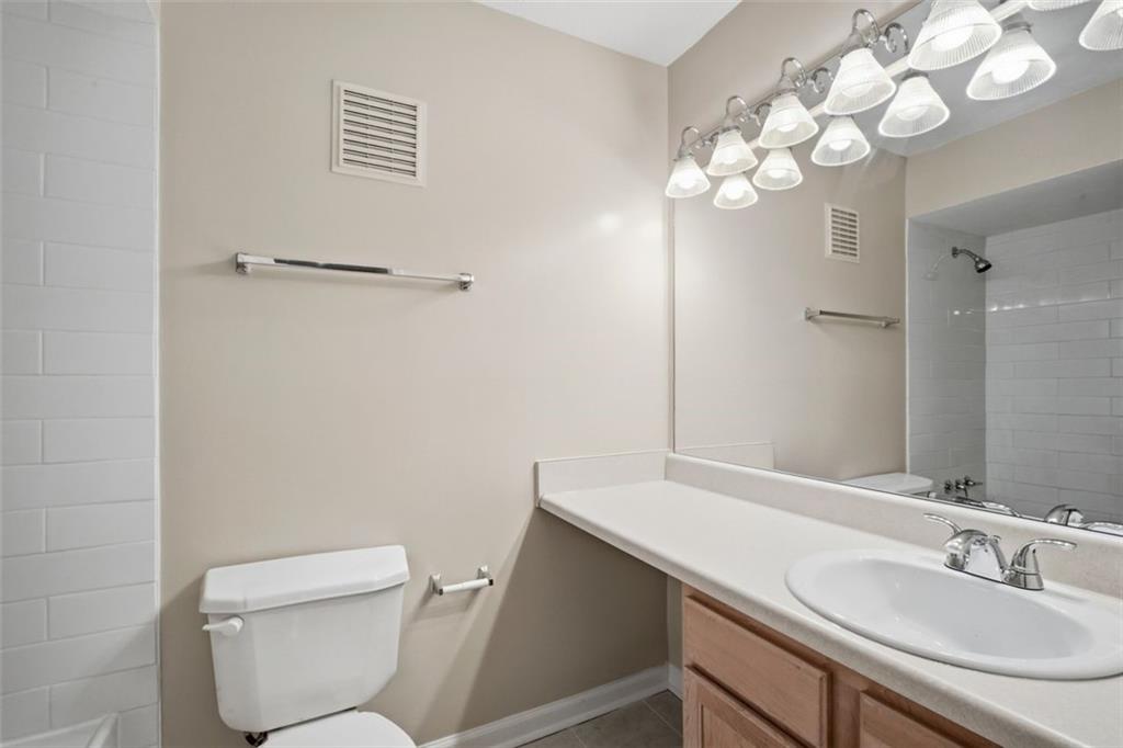3440 Essex Avenue Unit 103
