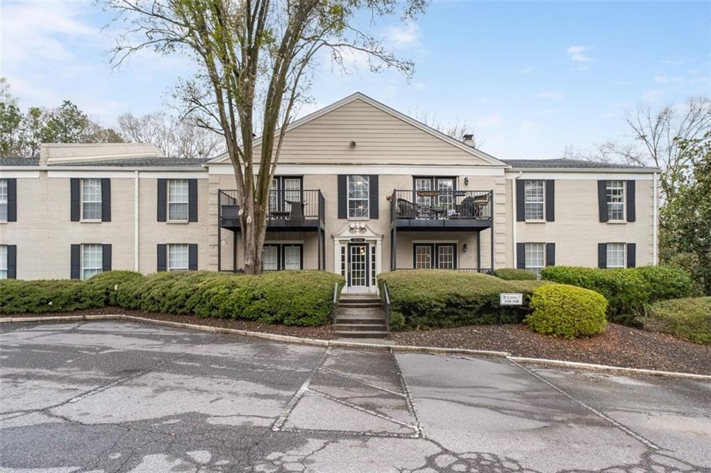 3440 Essex Avenue Unit 103