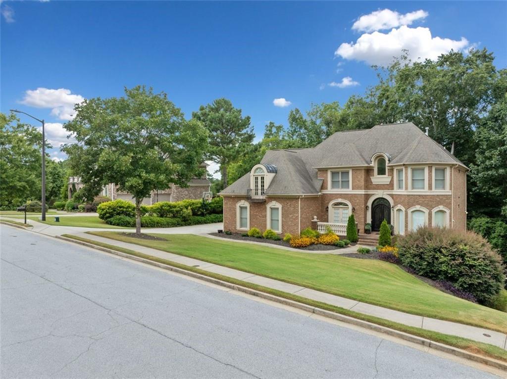 1230 New Britain Drive SW