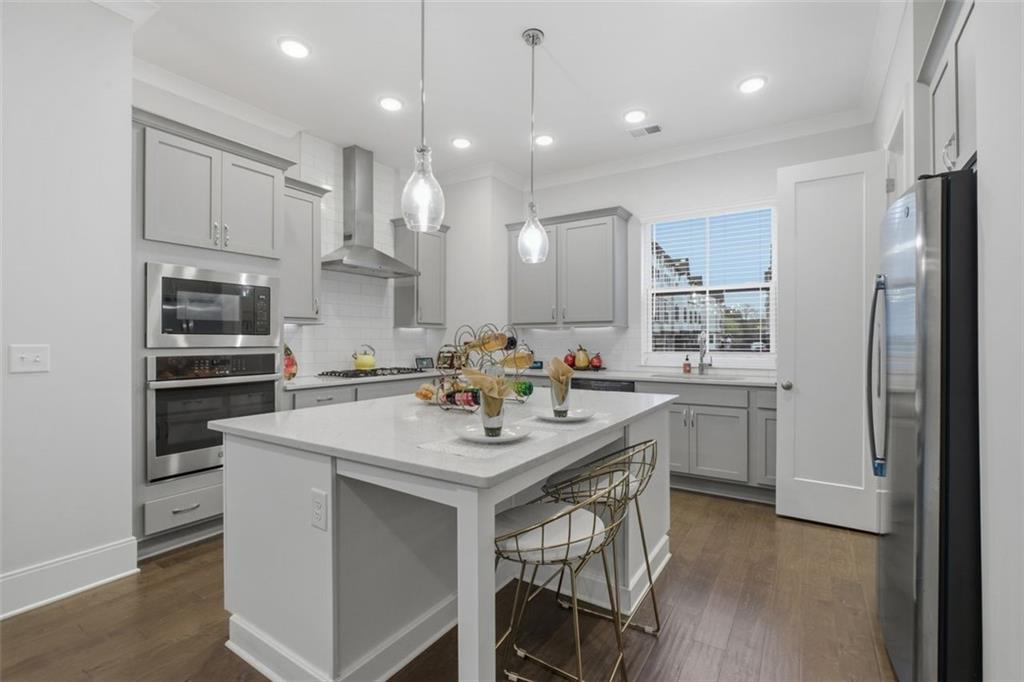 816 S Columbia Drive