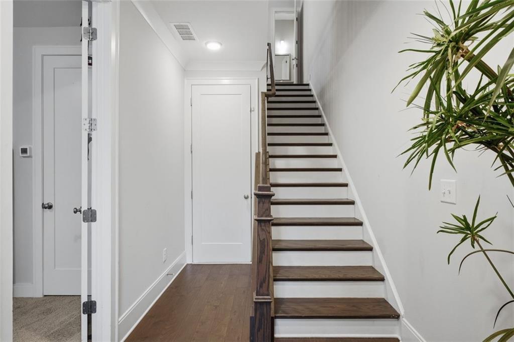 816 S Columbia Drive