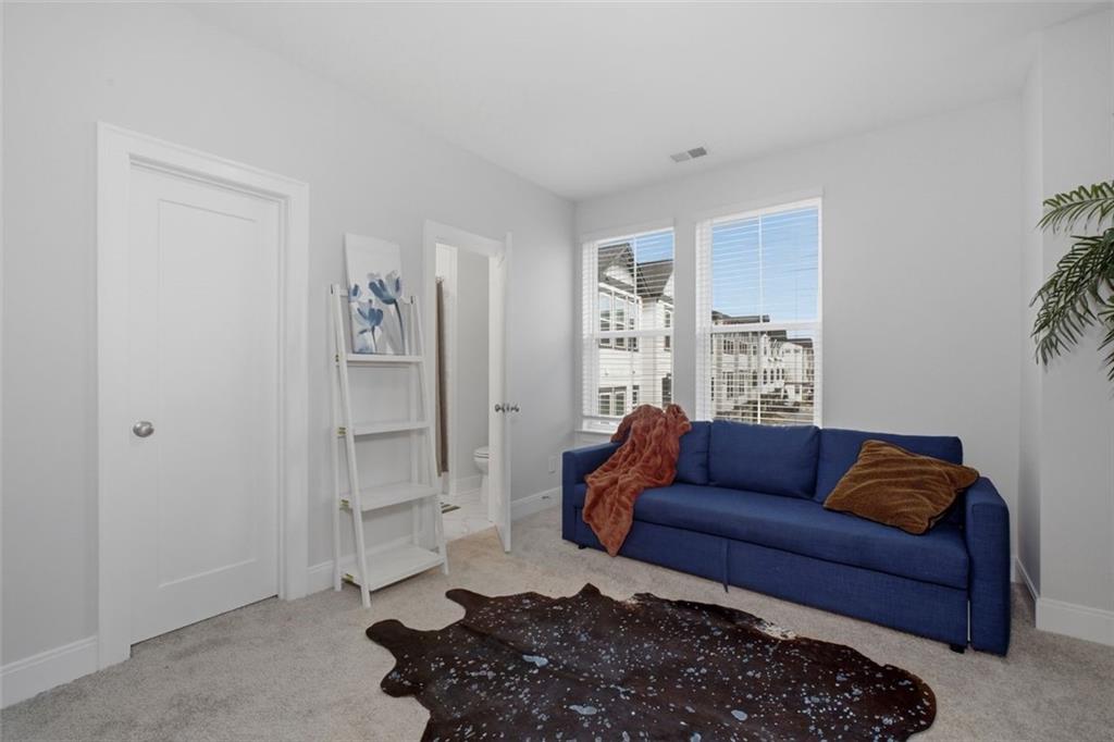 816 S Columbia Drive