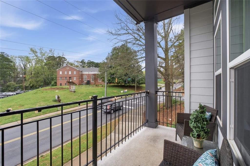 816 S Columbia Drive