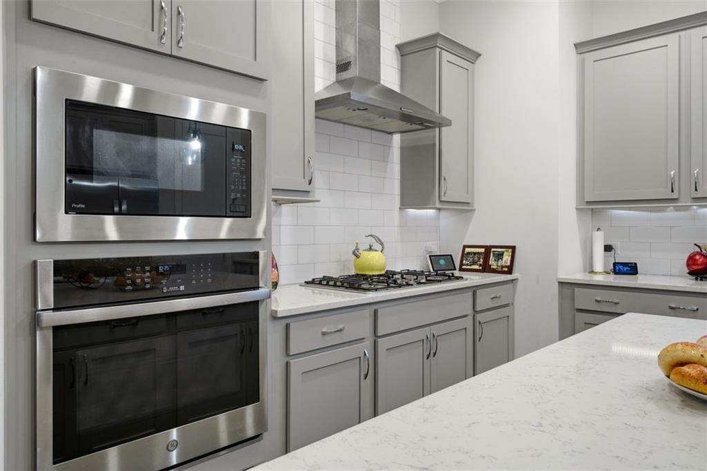 816 S Columbia Drive