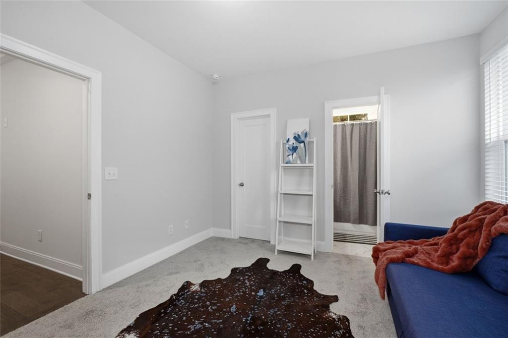 816 S Columbia Drive