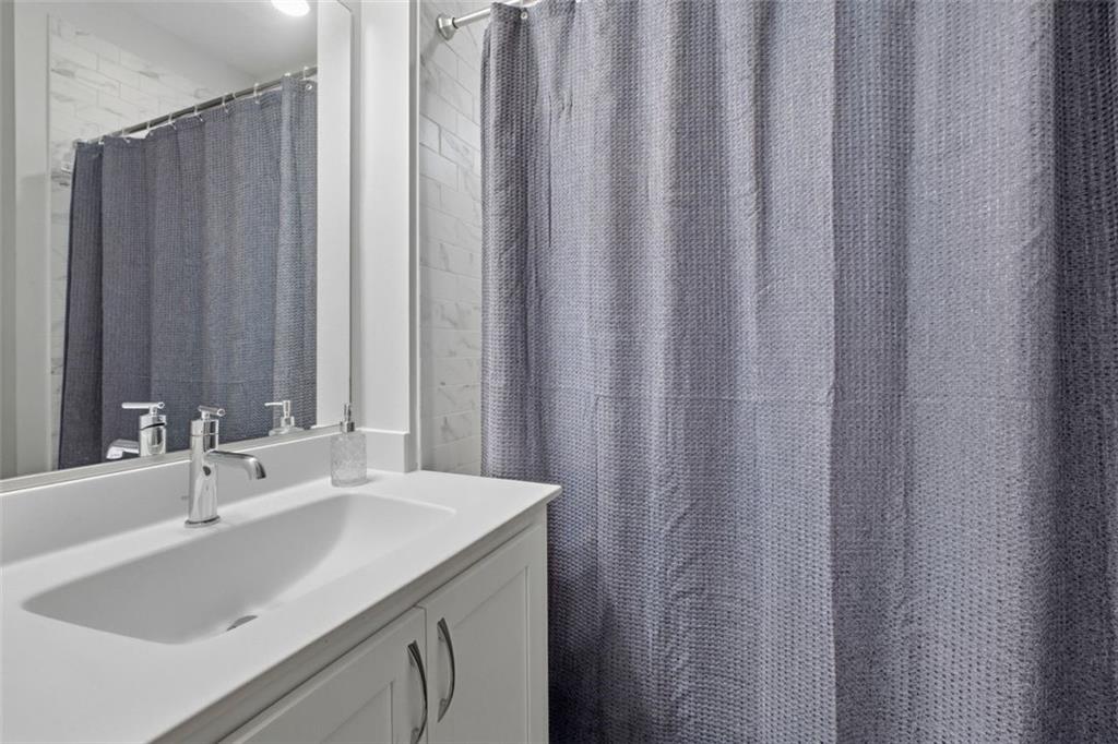 816 S Columbia Drive