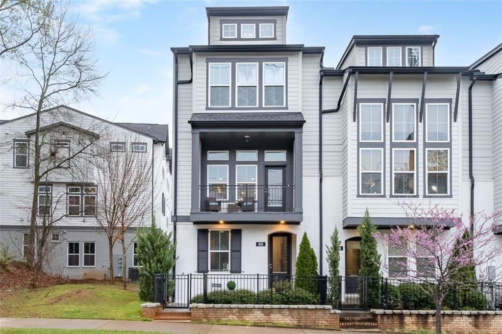 816 S Columbia Drive