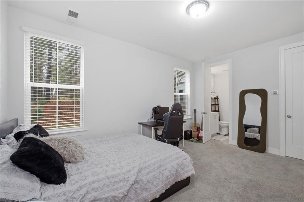 816 S Columbia Drive