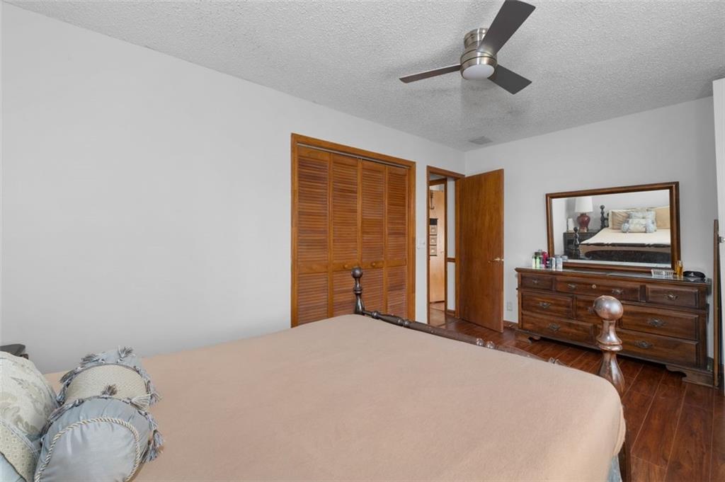 5934 S DESHON Court