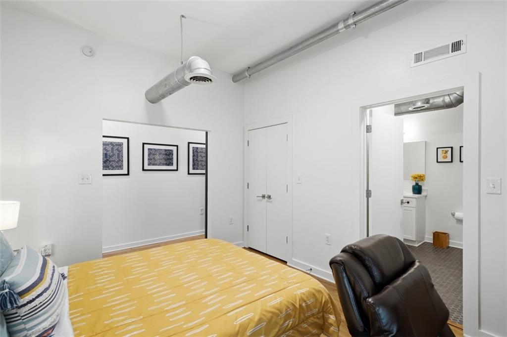 260 18th Street NW Unit 10215