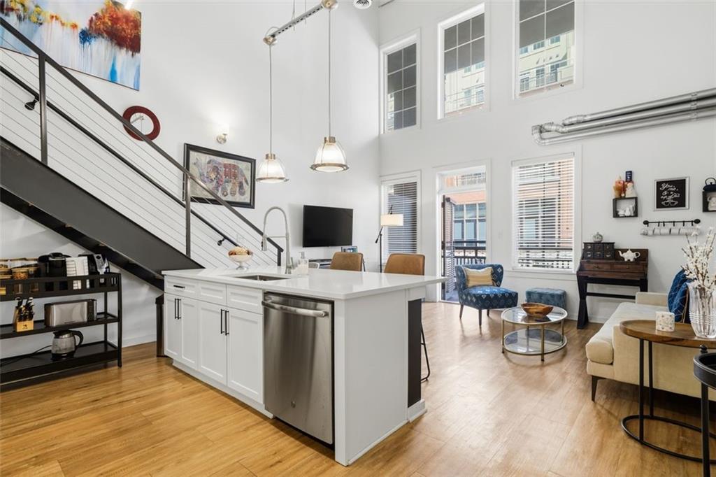 260 18th Street NW Unit 10215