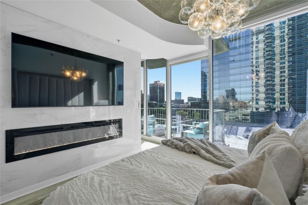 400 W Peachtree Street NW Unit 705