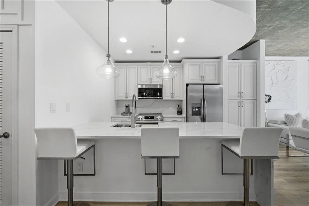 400 W Peachtree Street NW Unit 705