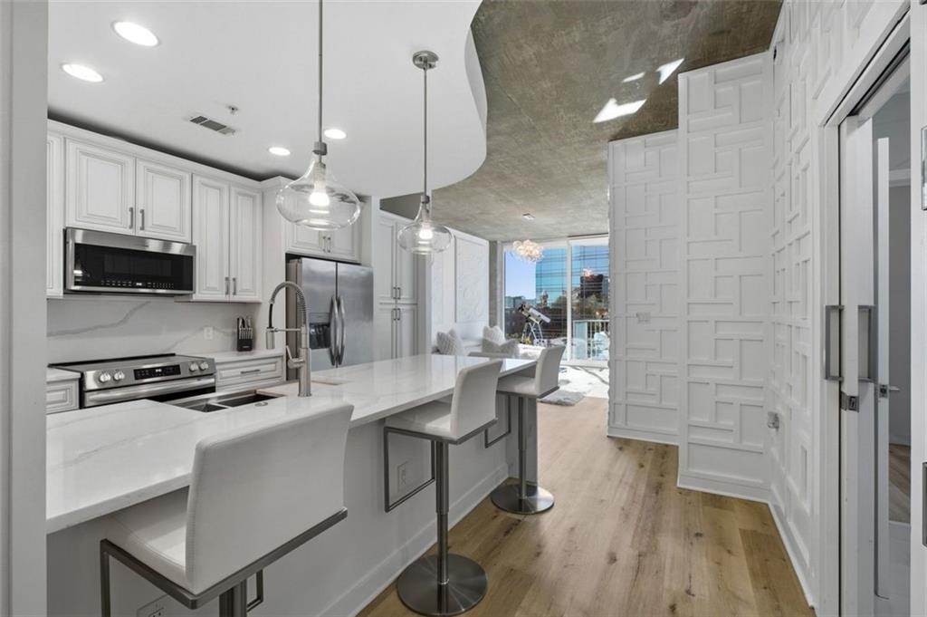 400 W Peachtree Street NW Unit 705
